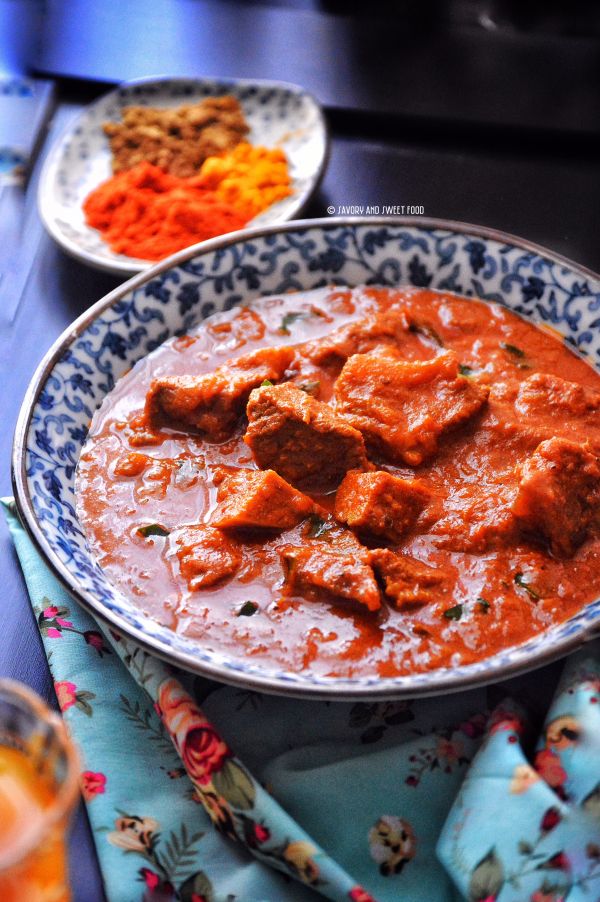 Spicy Beef Curry - Savory&SweetFood