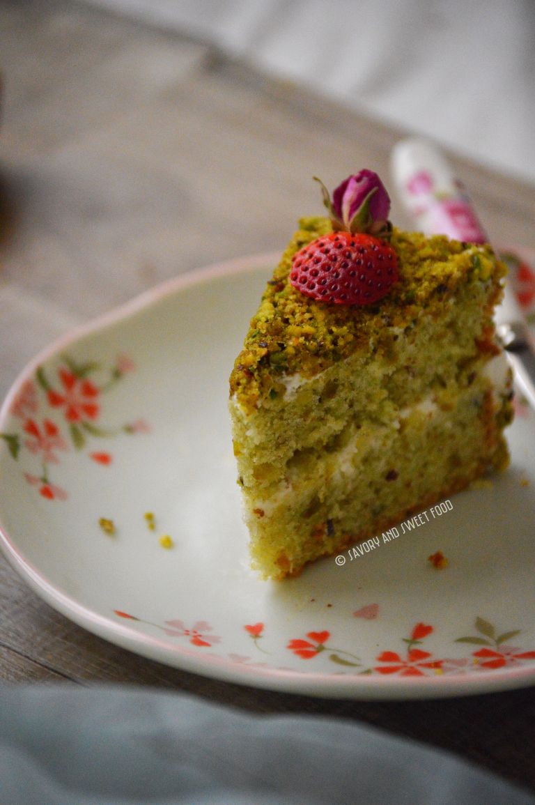 Pistachio Cake - Savory&SweetFood