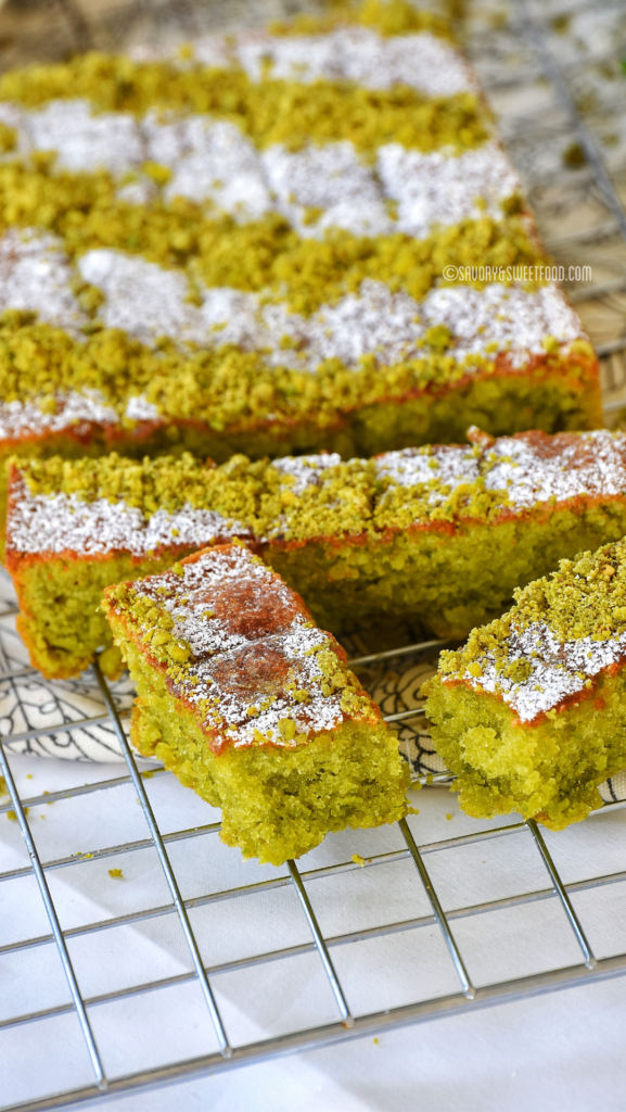 Iced Pistachio Pound Cake! - lilsipper